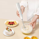 Batedeira elétrica portátil 2 em 1 para bebidas, leite, café e ovos.