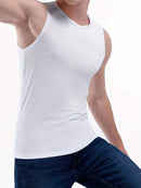 Conjunto de 3 camisetas regatas masculinas.