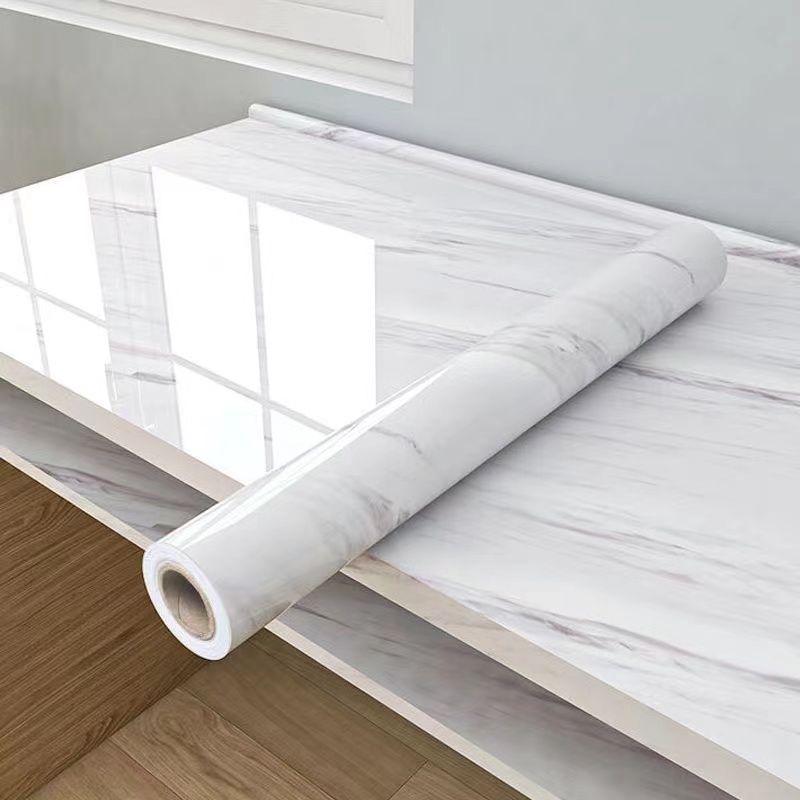 1 rolo de papel de parede com estampa de mármore branco, à prova de óleo, impermeável e resistente ao calor, autoadesivo e decorativo para cozinha, banheiro, quarto e sala de estar. Fácil de aplicar e remover.