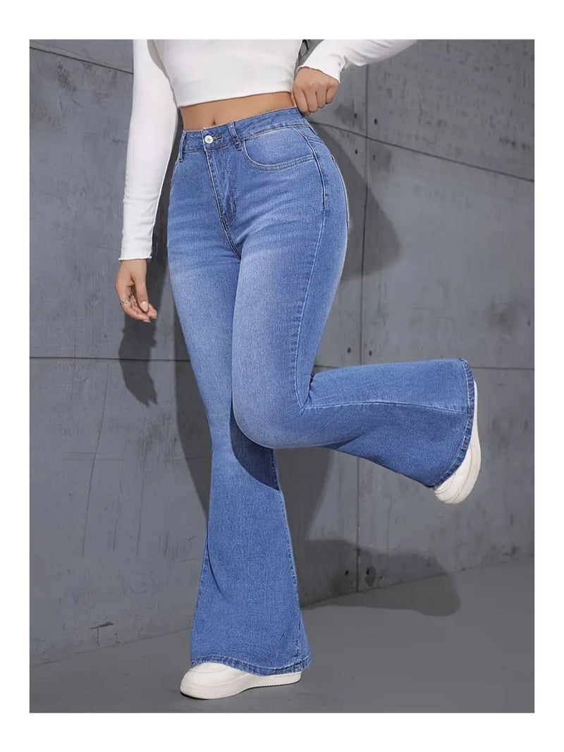 Calça jeans feminina premium de cintura alta e modelagem flare com elastano, confortável e estilosa.
