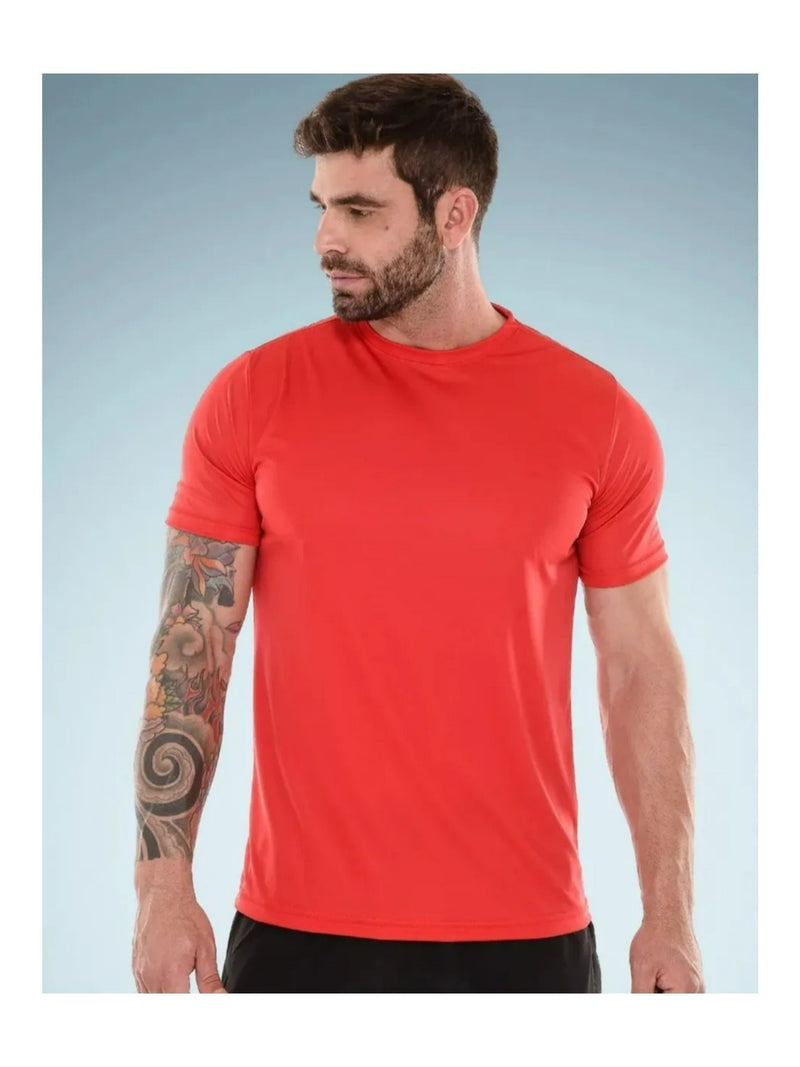 Camiseta masculina para treino na academia.