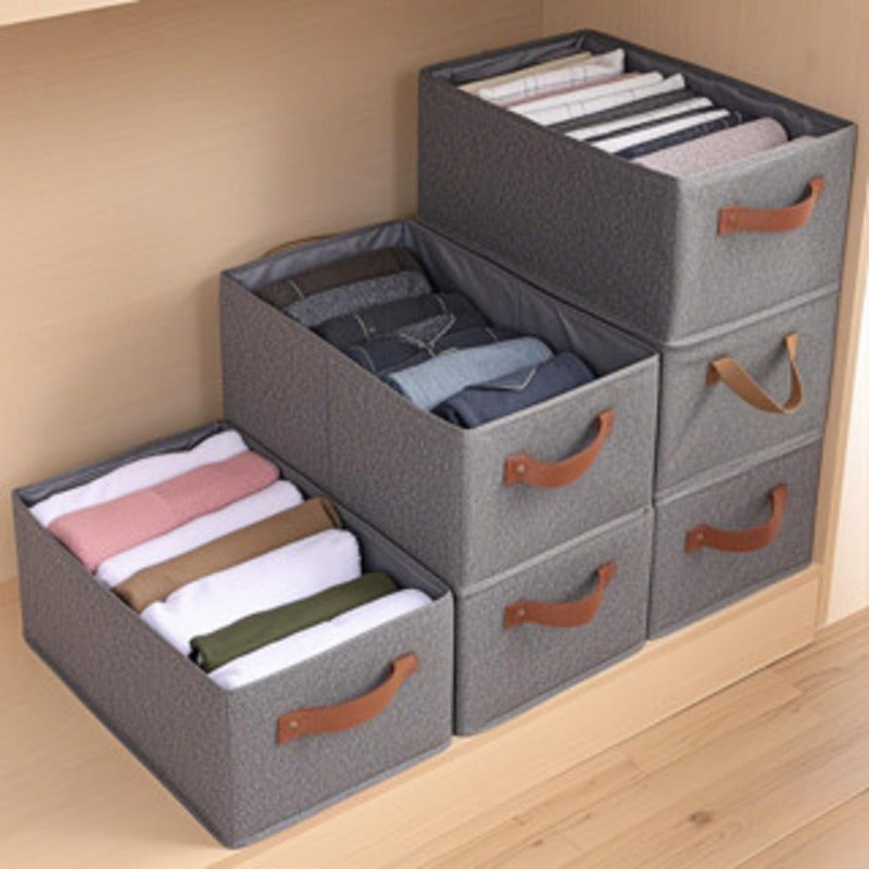 Kit com 8 organizadores de roupas dobradas, ideal para camisas íntimas e calças jeans.