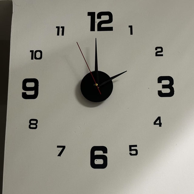 Relógio de parede estilo nórdico, Pilha vendida separadamente.