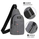 Mochila transversal de peito.