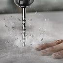 Kit de furadeira de impacto de 48V com carregador, bateria, par de luvas e cinco brocas, ou com carregador, duas baterias, par de luvas e maleta.