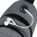 Mochila transversal de peito.