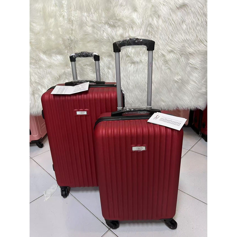 Mala de viagem grande com rodas giratórias 360°, feita de polipropileno.