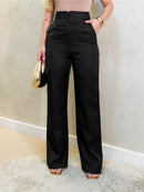 Calça social feminina moderna e elegante com botão e bolso frontal.