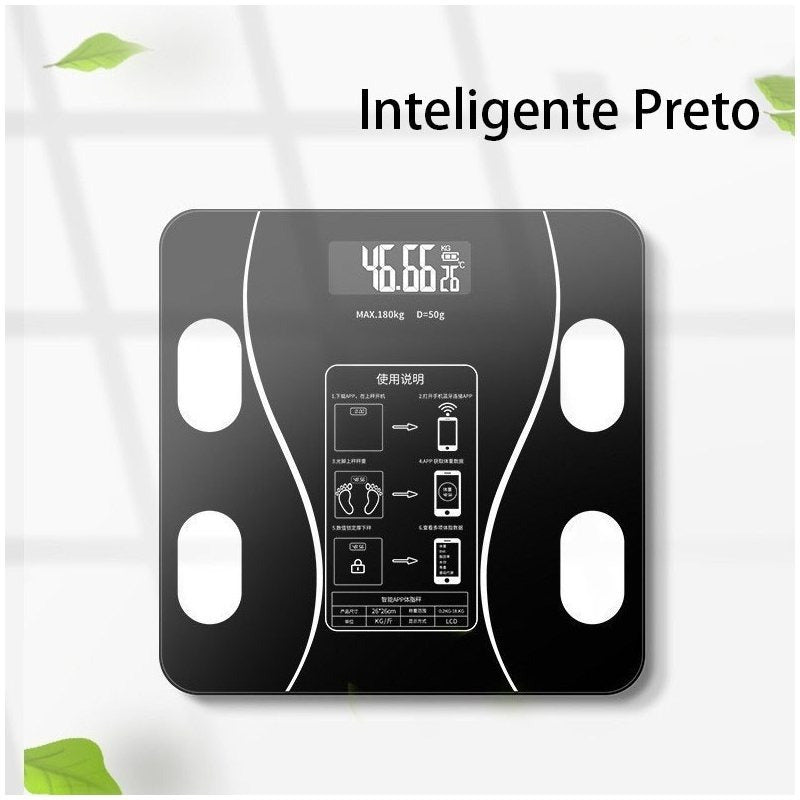 Balança multifuncional, modelo a bateria, que se conecta à internet para consultar o histórico de dados.