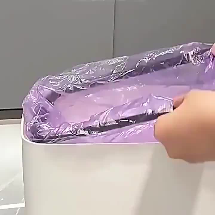 Lixeira inteligente com sensor automático, fácil de abrir por toque.