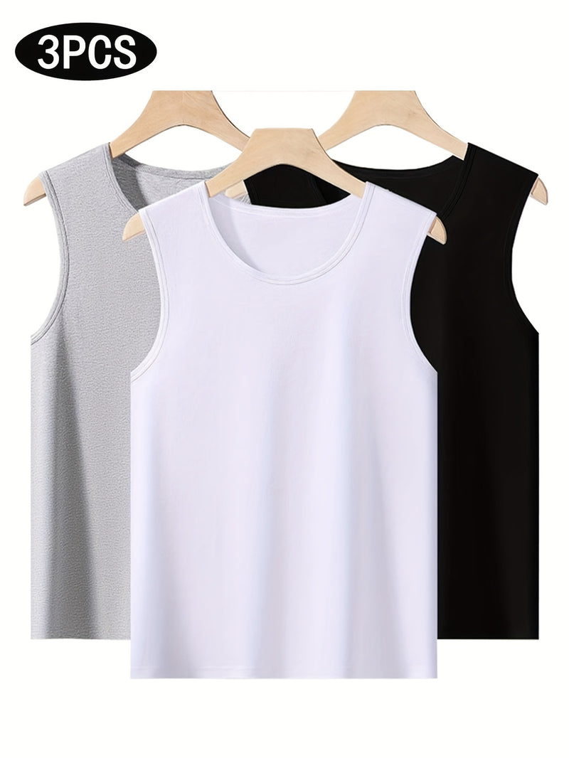 Conjunto de 3 camisetas regatas masculinas.